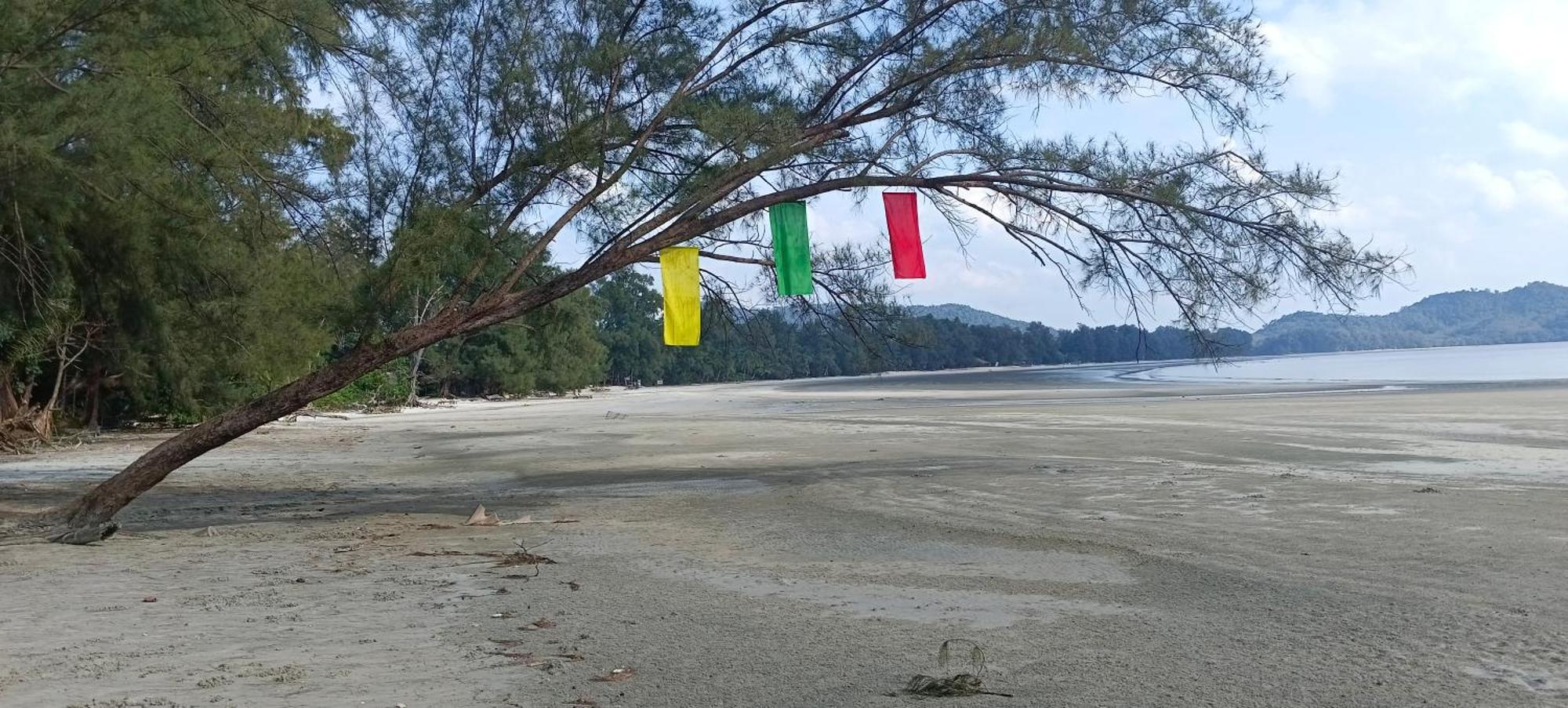 Baan Suan Kayoo 1 Long Beach Aow Yai Hotel Koh Phayam Eksteriør billede