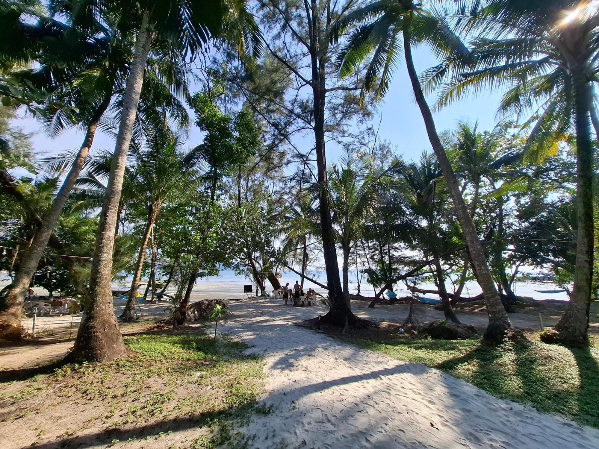 Baan Suan Kayoo 1 Long Beach Aow Yai Hotel Koh Phayam Værelse billede